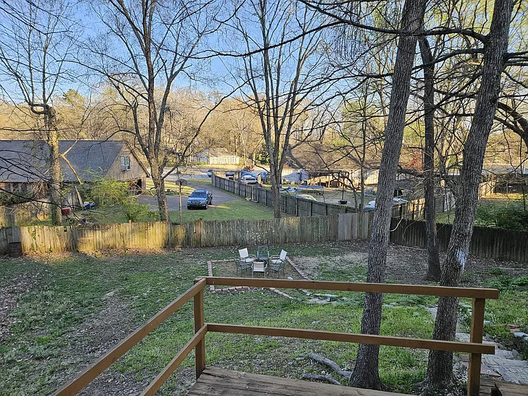 2566 Vauxhall Pl — Photo 63