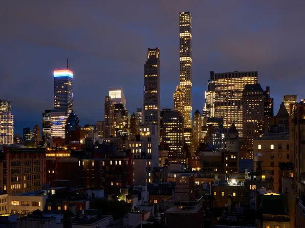 870 5th Avenue image 9 of 27