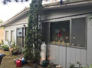 148 Cloquallum Rd, Elma, WA 98541