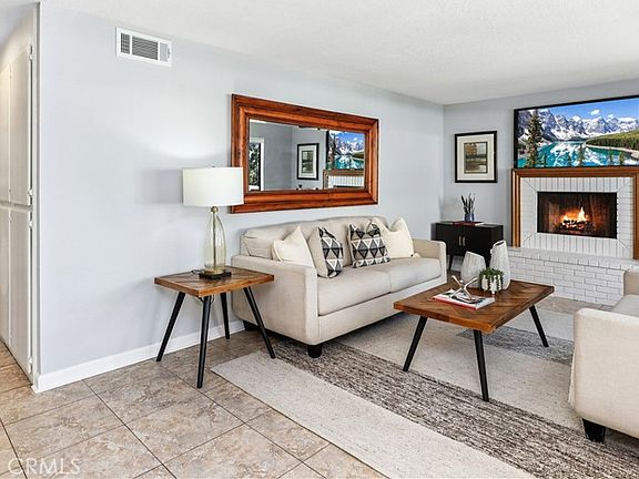 4th image of 25701 View Pointe #8C