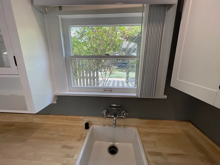 Braddock Dr — Photo 12
