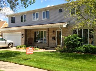127 S Greenwood Ave, Park Ridge, IL 60068