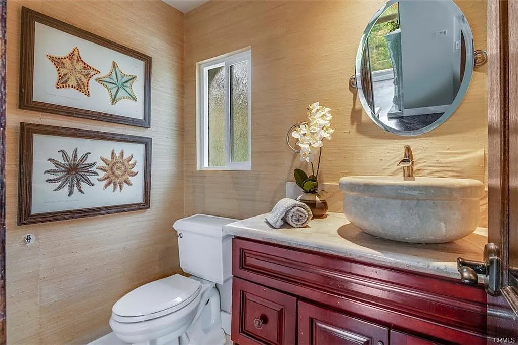 4 bed, 3160 sqft, $8,275 — Photo 4