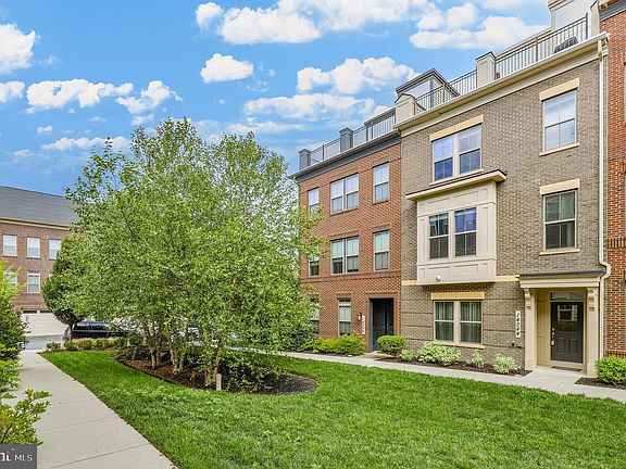 2nd image of 14344 Potomac Heights Ln