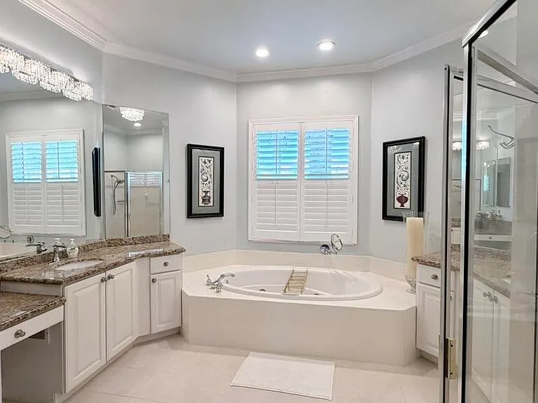 9546 Lantern Bay Cir — Photo 12