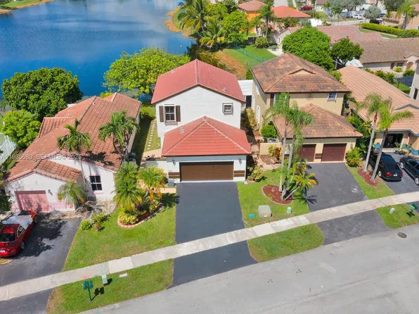 2130 NW 184th Way, Pembroke Pines, FL 33029