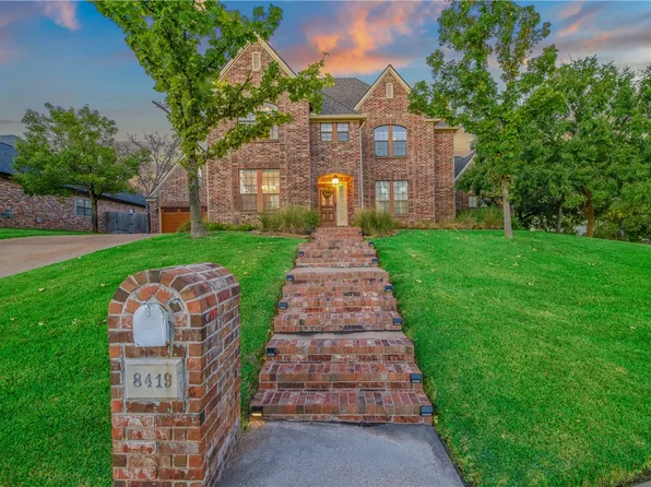 8419 Wildewood Cir, College Station, TX 77845
