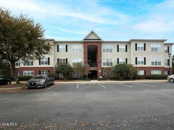 2808 Bloomfield Lane Unit 305, Wilmington, NC 28412