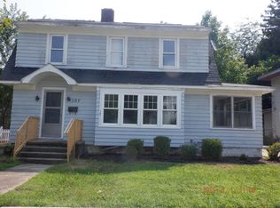 107 N Lakeview Ave, Sturgis, MI 49091