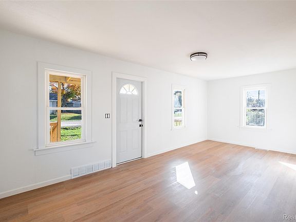 4th image of 1550 Lambden Rd