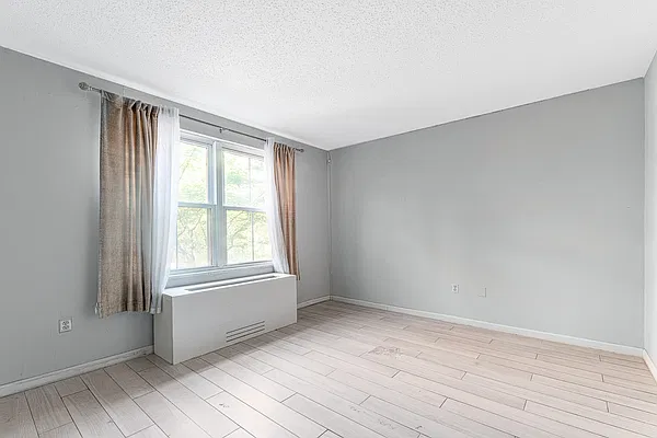 Sold by City Wide Brokerage | media 12