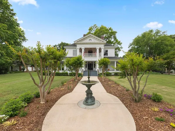 530 E Rutledge Ave, Gaffney, SC 29340