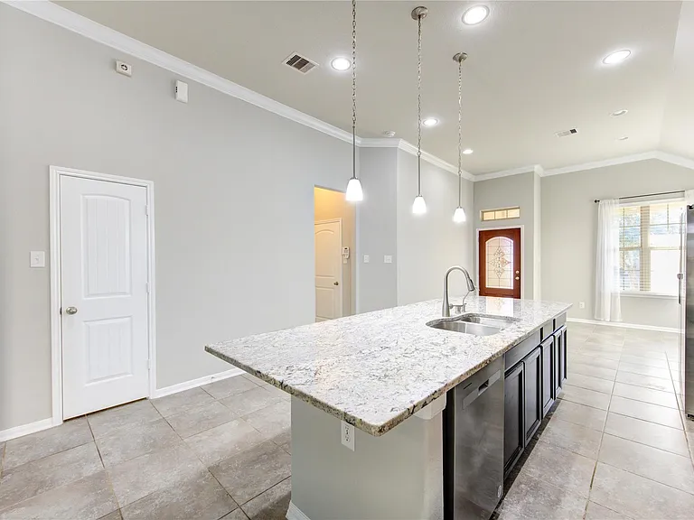 5314 Silver Ledge Dr — Photo 13