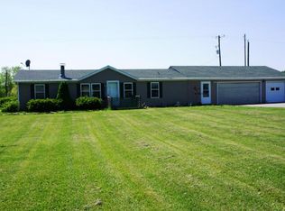 674 N Briggs Rd, Quincy, MI 49082