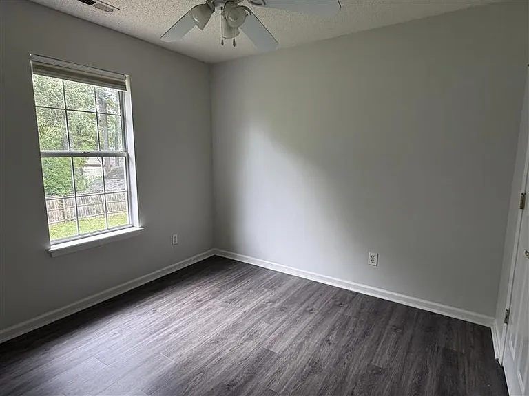 14204 Lavender Trace Ct — Photo 15