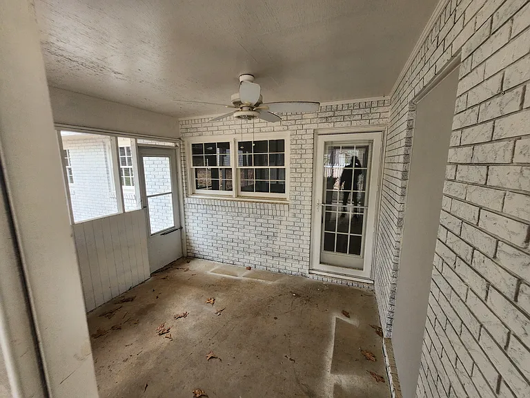 5401 Lichfield Rd — Photo 39