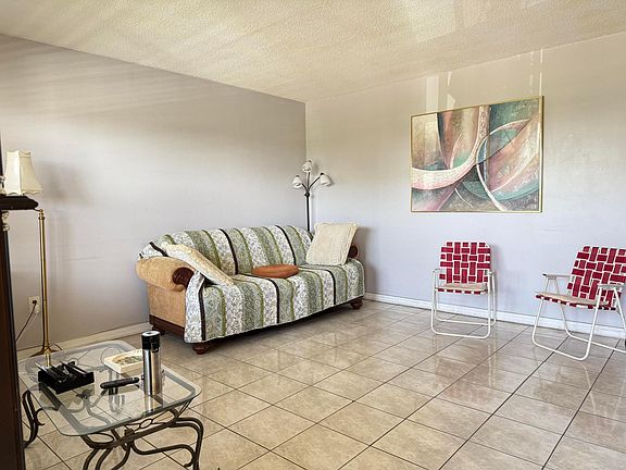 2nd image of 17001 NE 13th Avenue #205