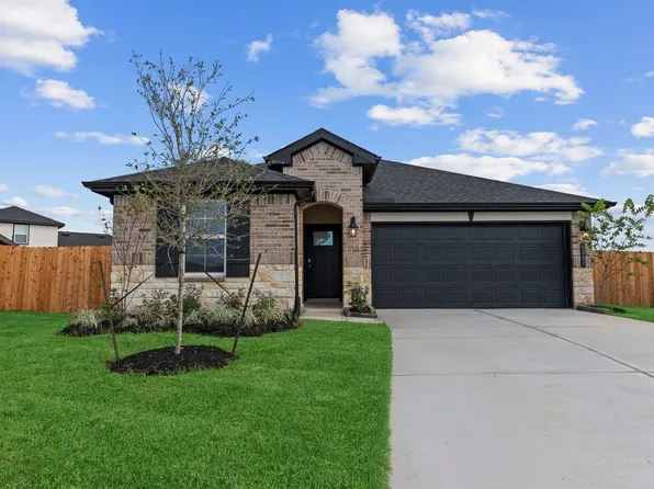 5031 Balcolm Dr, Fresno, TX 77545