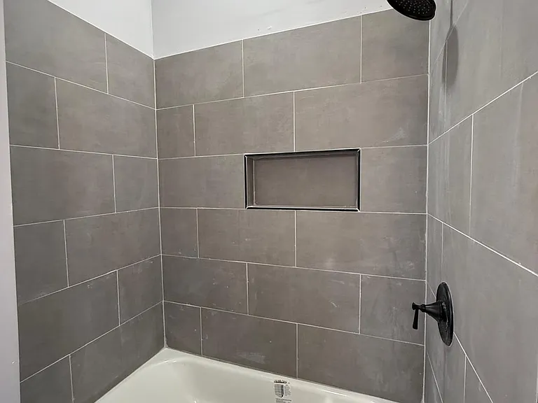 1806 N Mount St — Photo 11