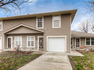 7103 N Kingston Ct, Kansas City, MO 64119