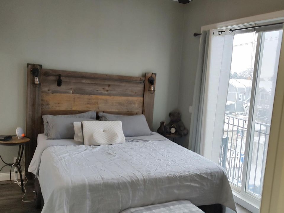 1st image of 3438 N Narragansett Ave Unit 3