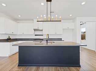 30348 Cedar Creek Way, Homeland, CA 92548