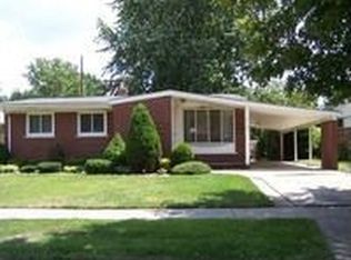 9709 Buckingham Ave, Allen Park, MI 48101