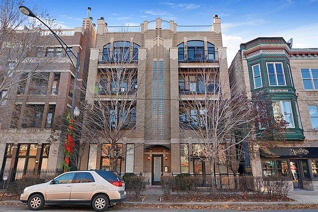 1st image of 3350 N Southport Ave APT 4N