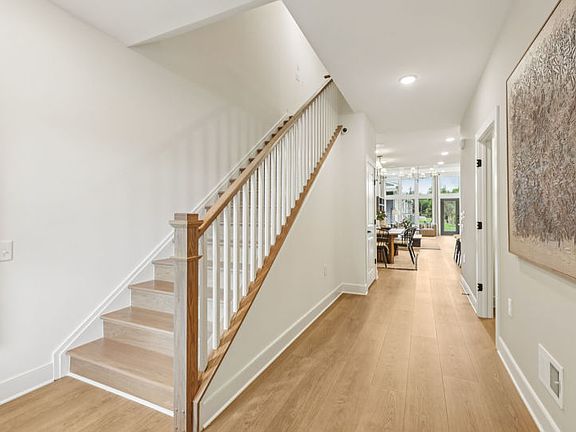 Spacious Welcoming Foyer