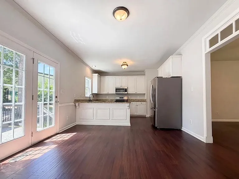 114 Rockrose Ave — Photo 6