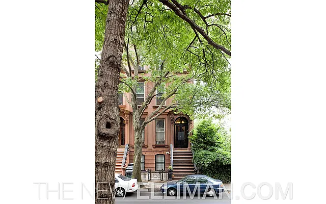 Rented by Douglas Elliman | media 31