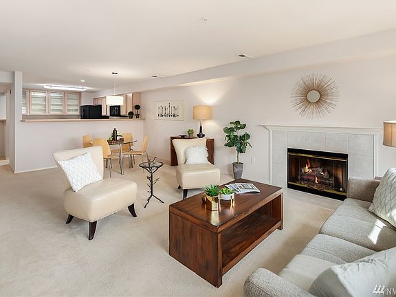 Living Room Back to Kitchen