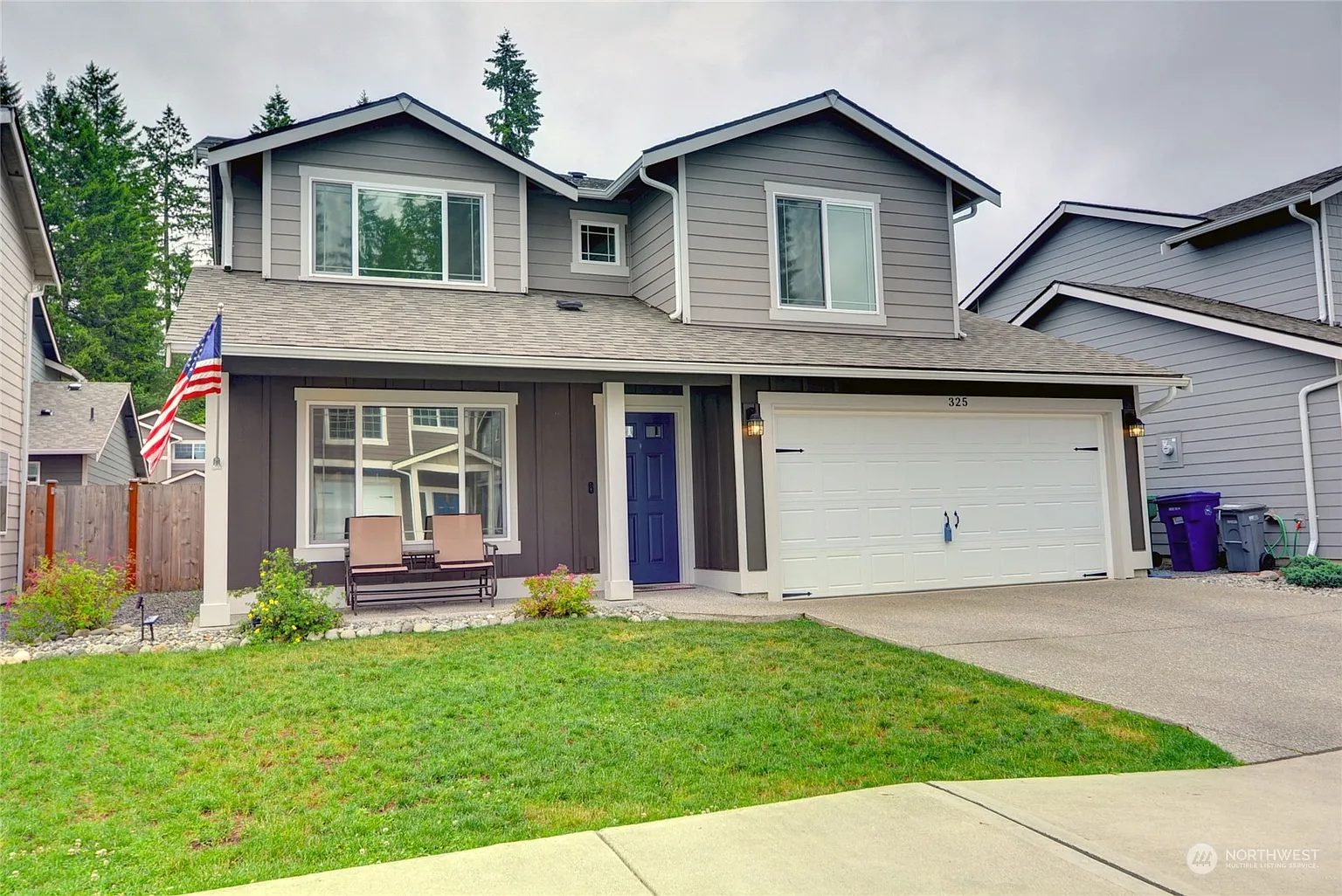 325 Raybird Avenue photo 1