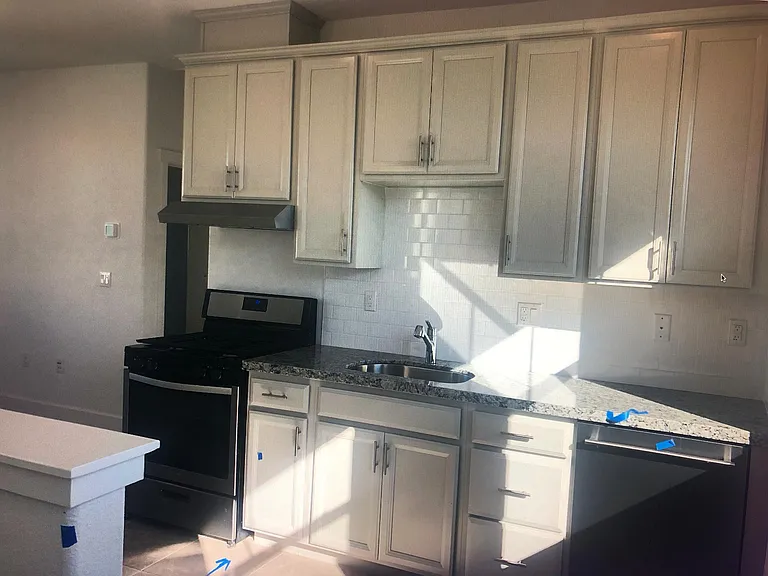 2259 S Amalfi Gln — Photo 4