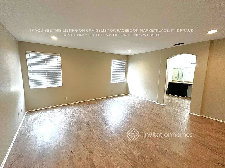 15544 Faith St — Photo 11