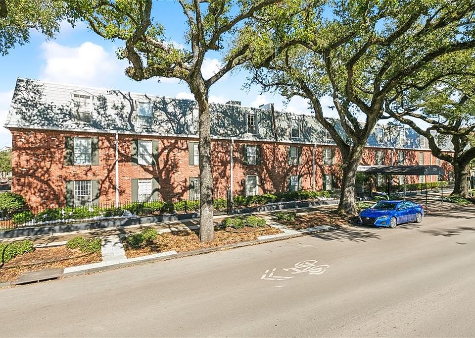 1st image of 3201 Saint Charles Ave APT 217