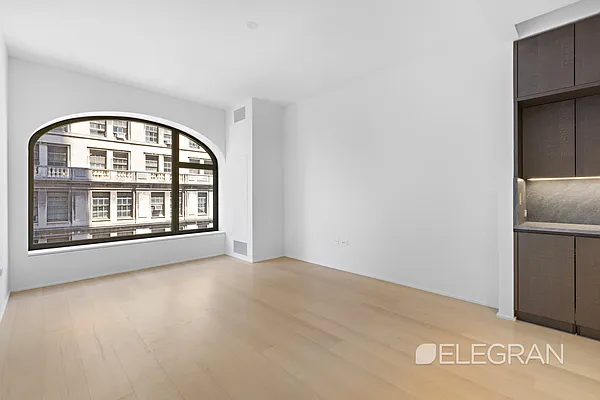 Rented by (Legacy) Elegran | media 12