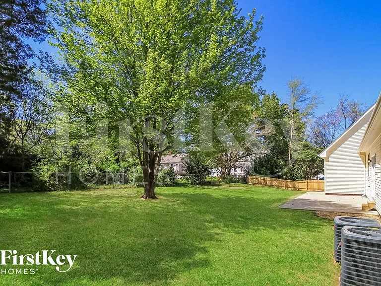 20 Evergreen Dr — Photo 15