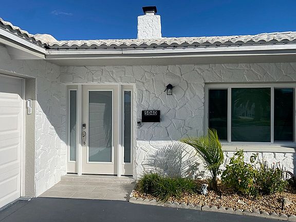 3rd image of 5040 Galleon Ct