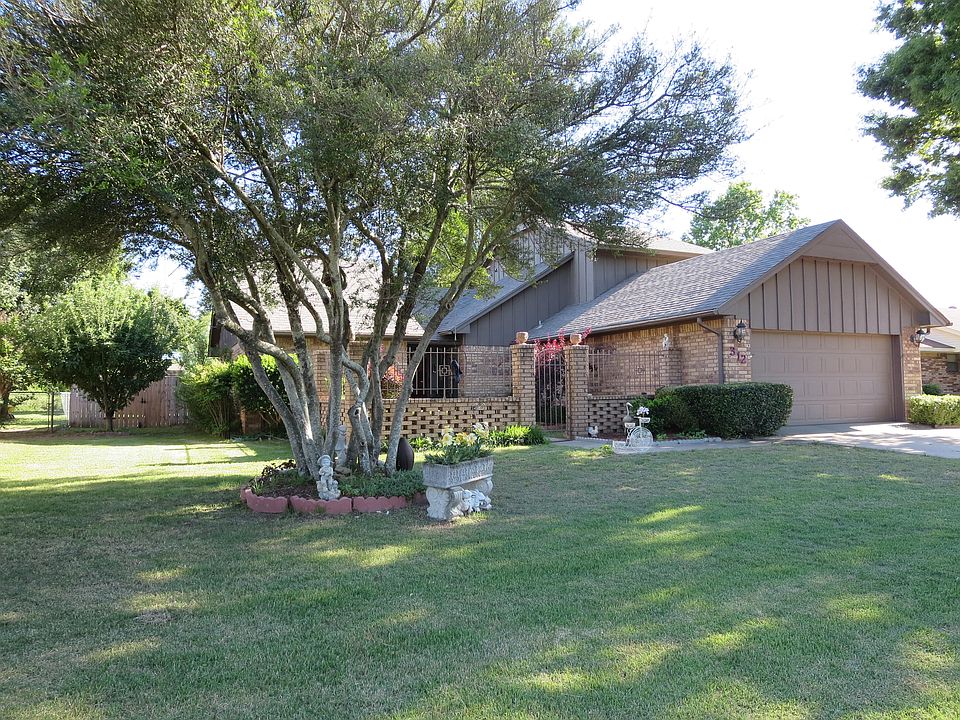1st image of 312 Beaumont Dr