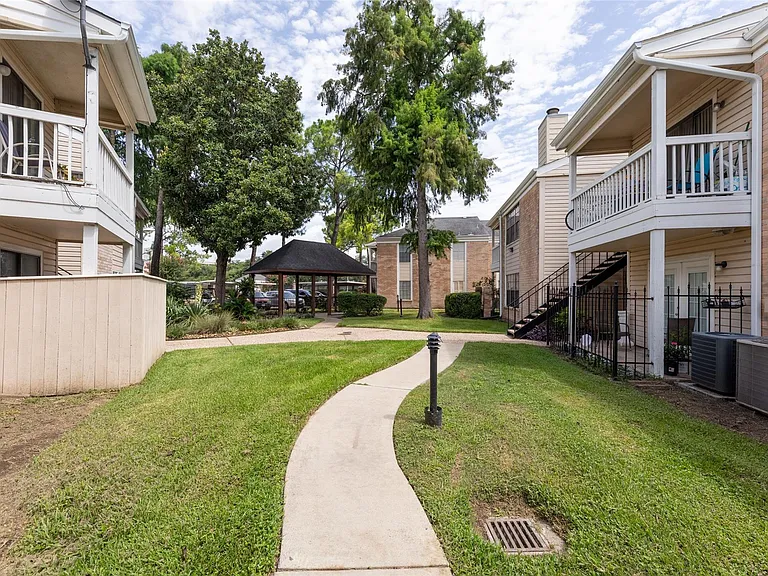 2750 Holly Hall St #104 — Photo 20