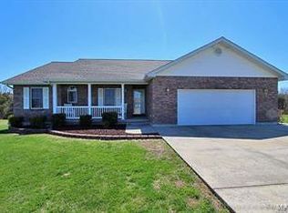 1 Annie Ln, Farmington, MO 63640