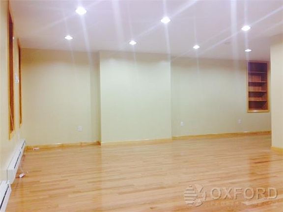 3rd image of 5 Eldridge St APT 5