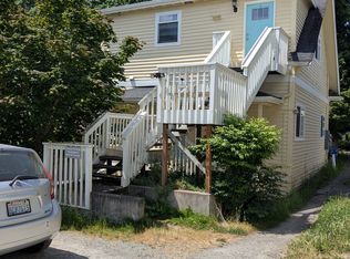 412 26th Ave S APT A, Seattle, WA 98144