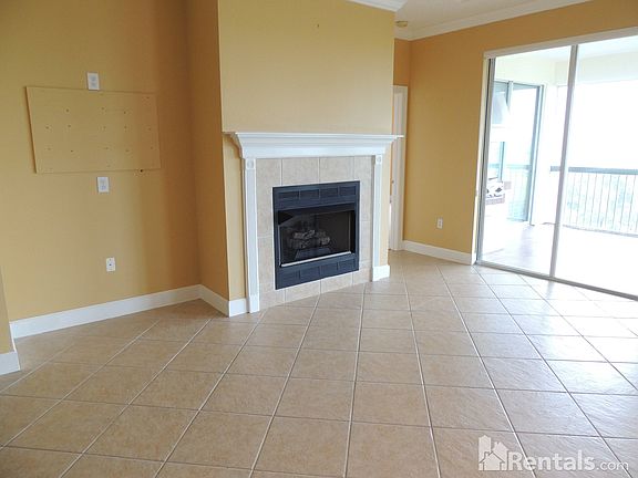 4th image of 305 S Ocean Grande Dr #303