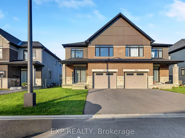 1007 Hydrangea Ave, Ottawa, ON K4M 0L4