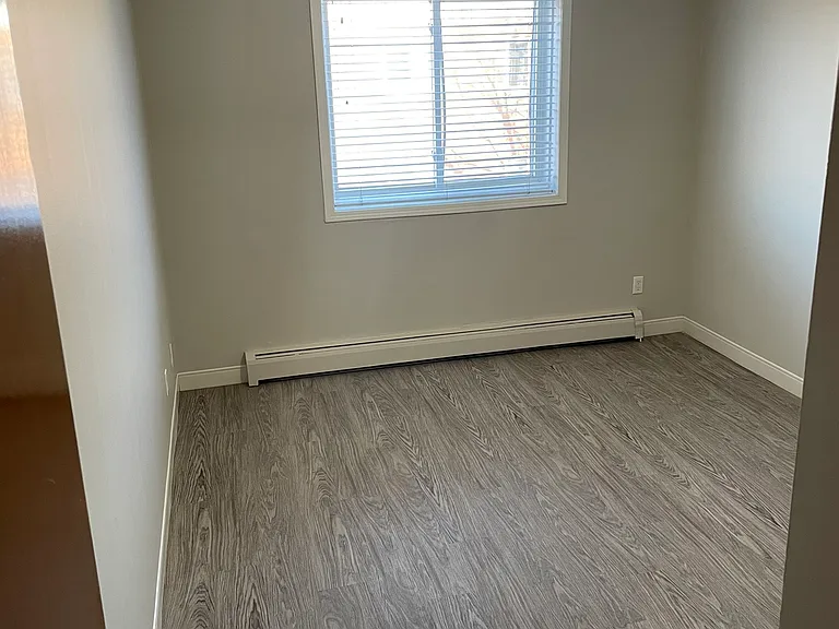 510 Burnell St #303 — Photo 8