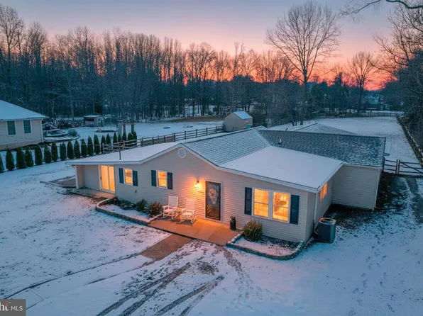 2613 Old County Rd, Newark, DE 19702