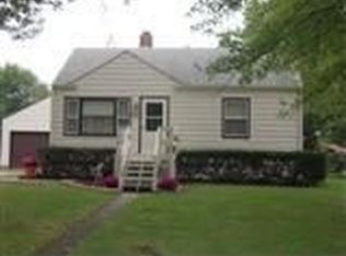 213 Maple St, Crown Point, IN 46307