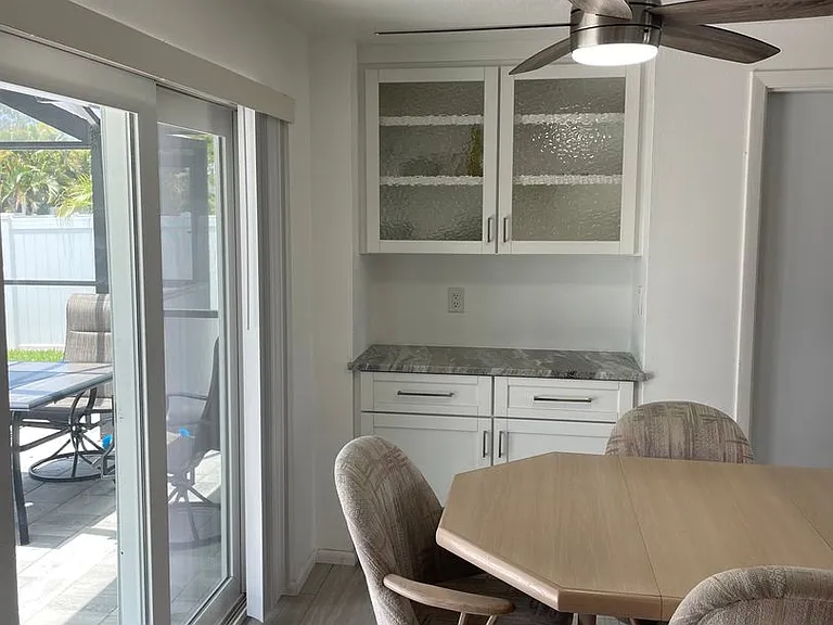 3410 Bay St — Photo 13